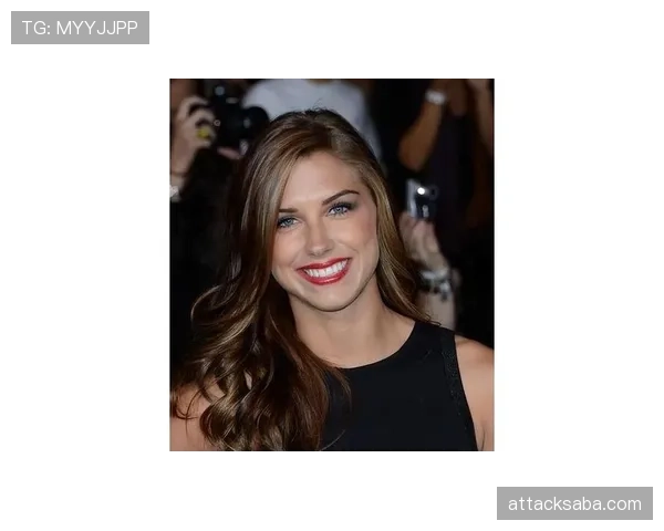 亚历克斯·摩根在家切牛排用的刀，比我房租还贵