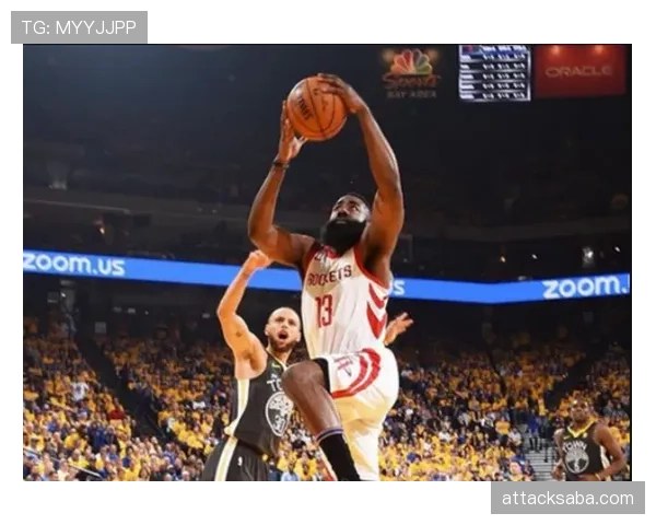 哈登居然买了那阵容里的豪宅，我邻居都开始怀疑人生了